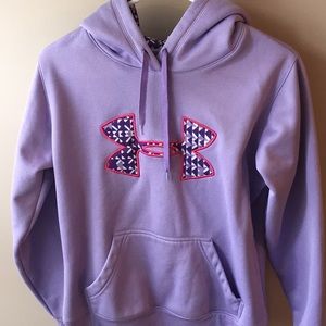 Women’s used Under Armour hoodie – small/medium